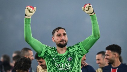 开云App下载-邮报：安特卫普门将拉门斯、多纳鲁马、大马丁都是曼联门将候选