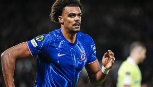 米体：国米有意雷恩中场‘小科内’西塞，如果帕瓦尔离队有意维加