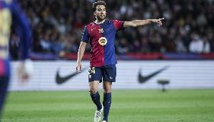 世体：新赛季首轮西甲巴萨首发已确定10人，仅右后卫位置存疑