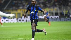 开云体育App-世体：小图拉姆能否出战欧冠半决赛与巴萨的首回合比赛存疑