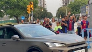 开云App下载-西媒：巴德吉抵达甘伯体育城参加训练，他渴望完成注册为巴萨出战