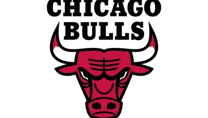 美记：公牛与琼斯签订的3年2400万合同，含球队可选择执行的第三年选项