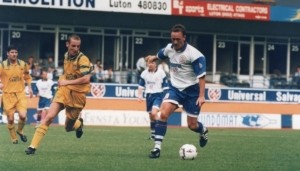 kaiyun-卢顿旧将约翰尼-维尔斯特鲁普因病离世年仅58岁，俱乐部发文悼念